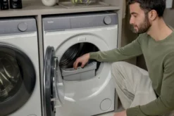 Haier X Series 7 HD90-A367U1-IT asciugatrice Libera installazione Caricamento frontale 9 kg Bianco