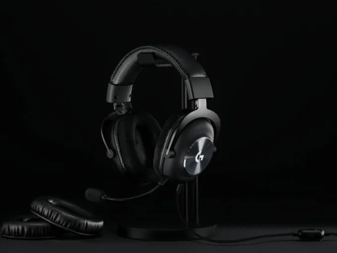 Logitech G PRO X Wired + HS Stand cuffia con microfono Gaming, audio surround 7.1 - Nero