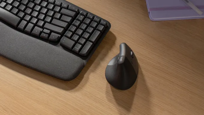 Logitech Lift Mouse Ottico Verticale 4000DPI 4 Tasti Wireless