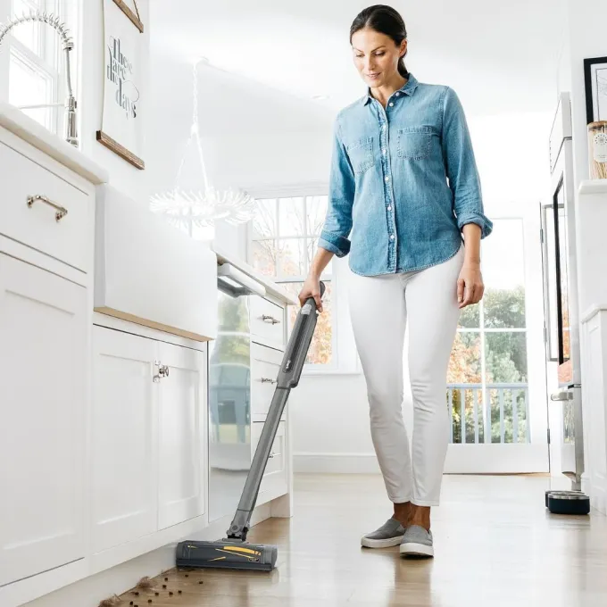 SHARK - ASPIRAPOLVERE SENZA FILO 2IN1 WANDVAC SYSTEM WV361EU
