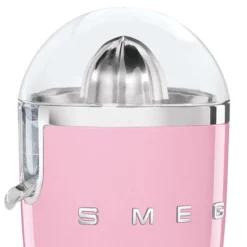 Smeg, Spremiagrumi Elettrico CJF11PKEU, Spremitura a Pressione Manuale, Beccuccio Antigoccia e Cono Universale, Base Antiscivolo, Avvolgicavo Integrato, 70W, Rosa