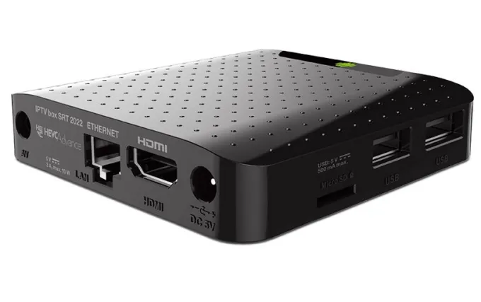 Strong SRT 2022 4K Ultra HD 8GB Wi-Fi Collegamento ethernet LAN Nero Smart TV box