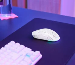 TRUST - GXT929W HELOX WIRELESS LIGHTWEIGHT Gaming Mouse RGB, illuminazione LED multicolore, autonomia 80h, ricarica micro-USB - Bianco