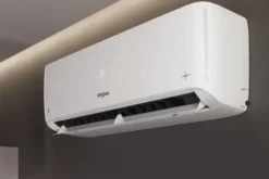 Whirlpool - SPICR 309W - Condizionatore fisso 9000 BTU, motore inverter, Classe A++, R32, Filtro HEPA - Bianco